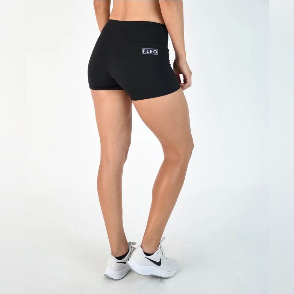 Women’s black Fleo shorts
